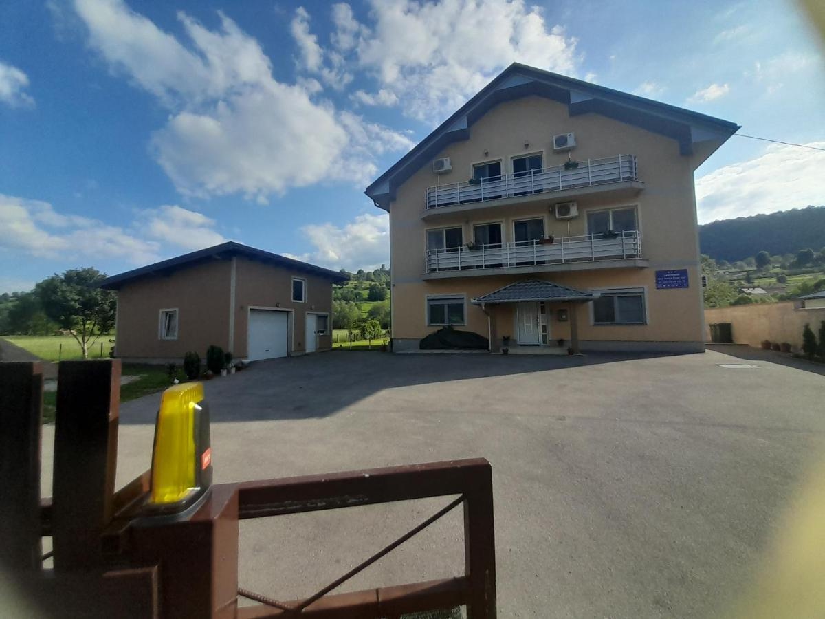 River Bank Apartments & Castle View Bihac Luaran gambar