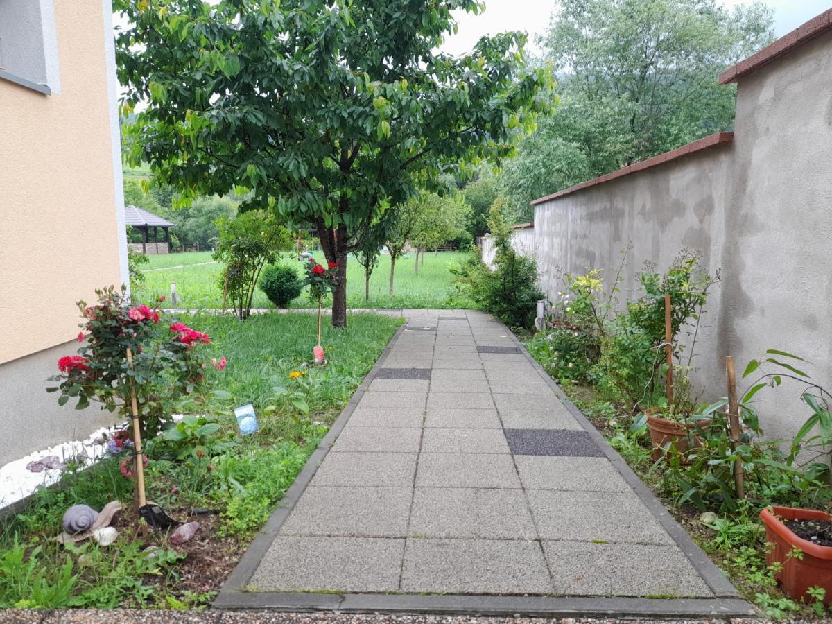 River Bank Apartments & Castle View Bihac Luaran gambar