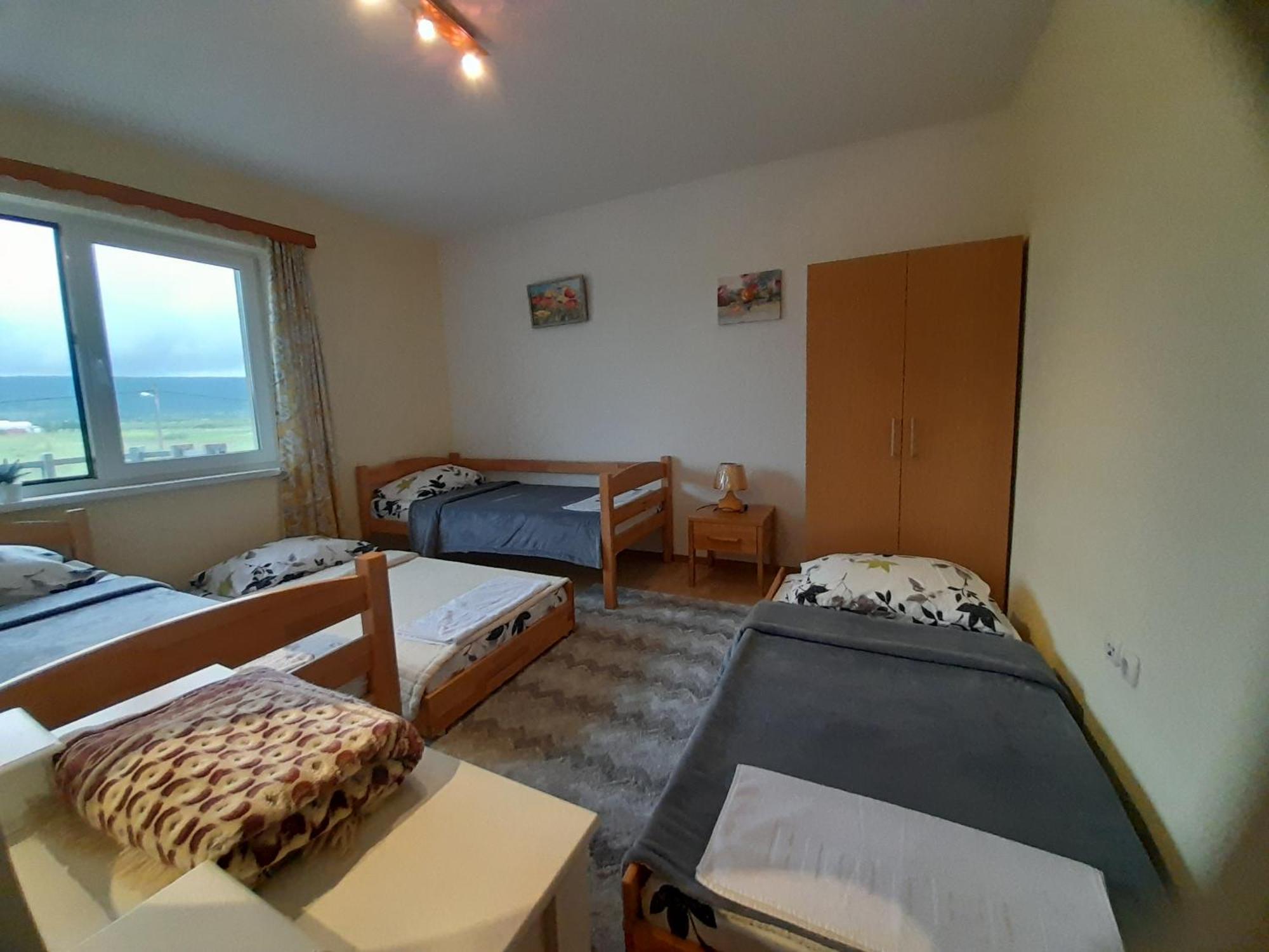 River Bank Apartments & Castle View Bihac Luaran gambar